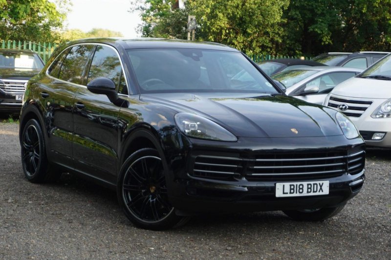 PORSCHE CAYENNE