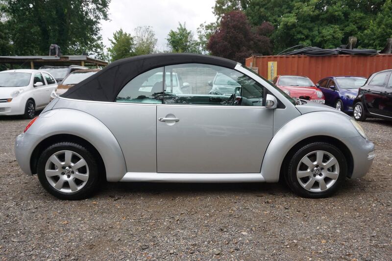 VOLKSWAGEN BEETLE