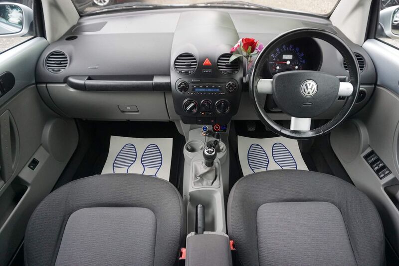 VOLKSWAGEN BEETLE