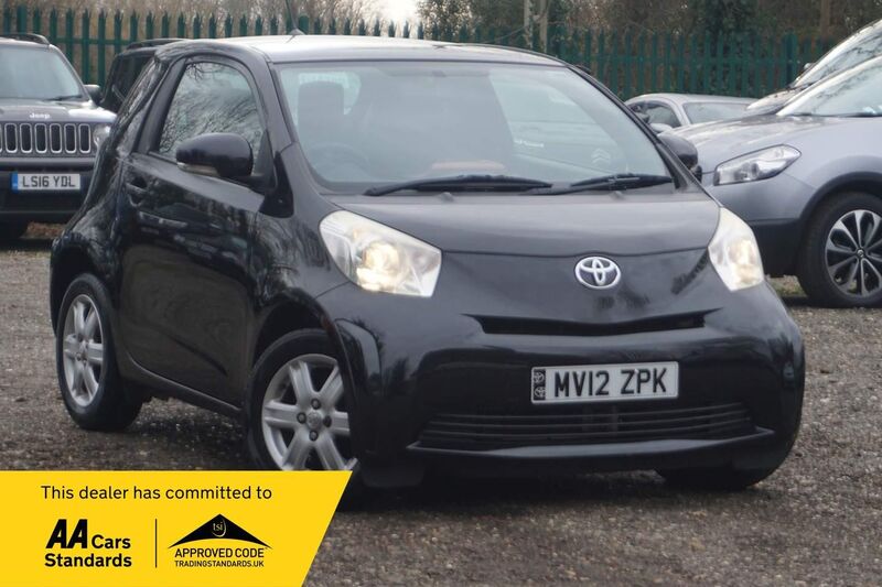 TOYOTA IQ