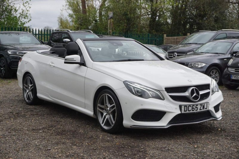 MERCEDES-BENZ E CLASS