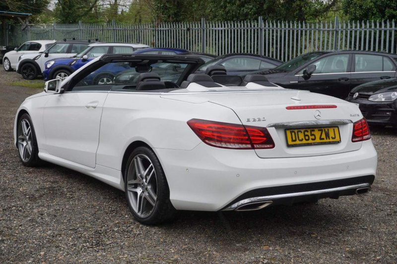 MERCEDES-BENZ E CLASS
