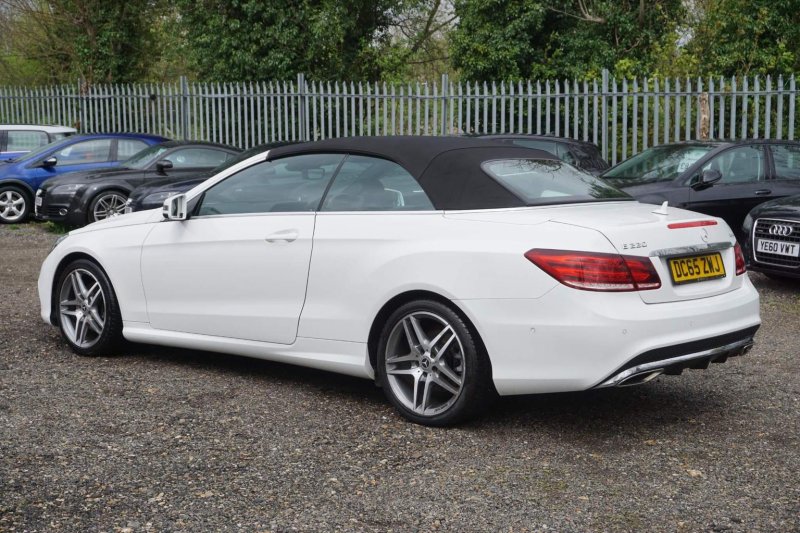MERCEDES-BENZ E CLASS