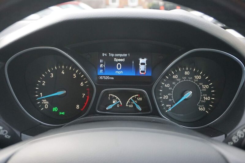 FORD FOCUS