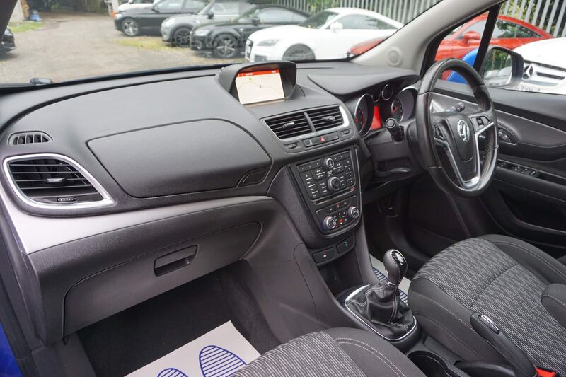 VAUXHALL MOKKA
