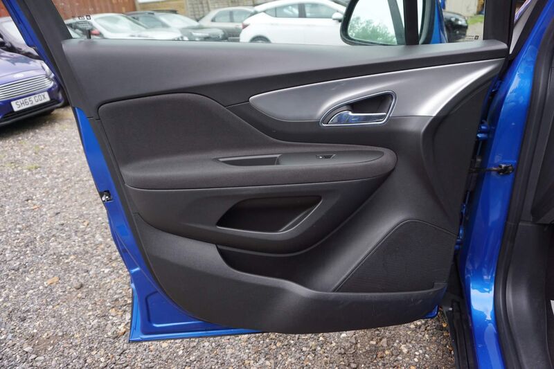 VAUXHALL MOKKA