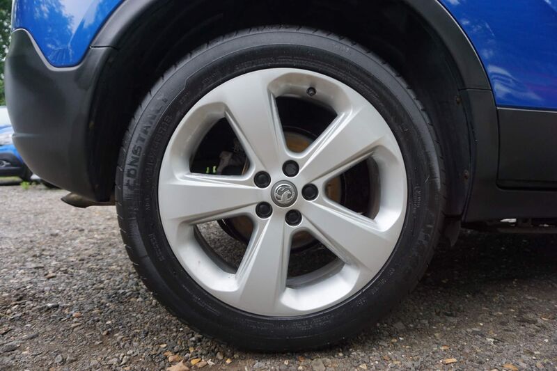 VAUXHALL MOKKA