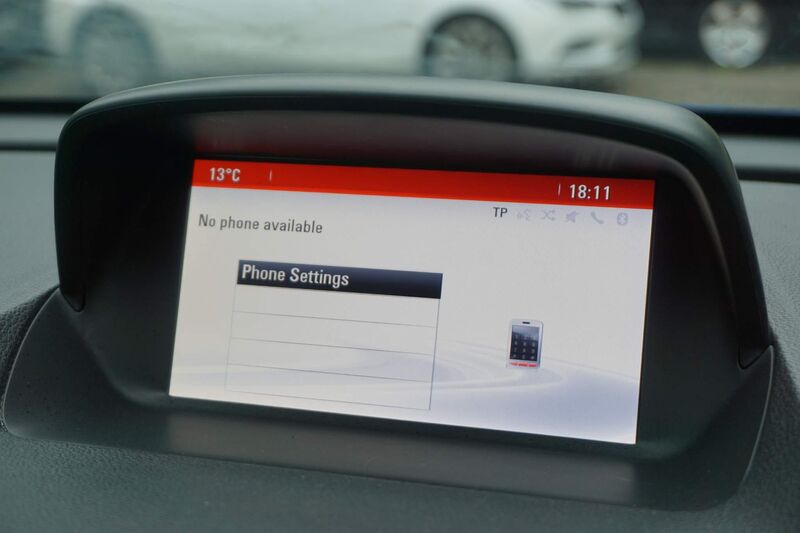 VAUXHALL MOKKA