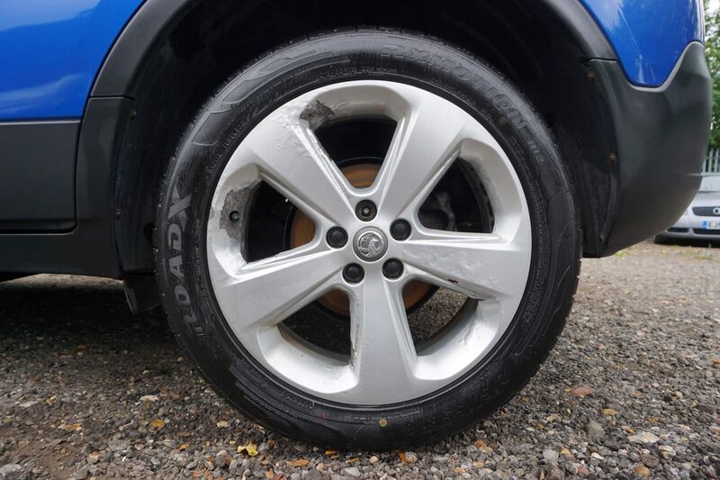 VAUXHALL MOKKA