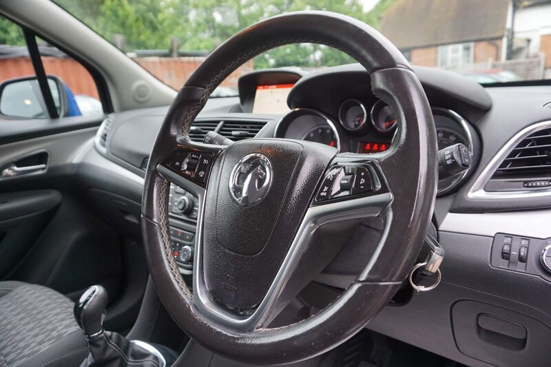 VAUXHALL MOKKA