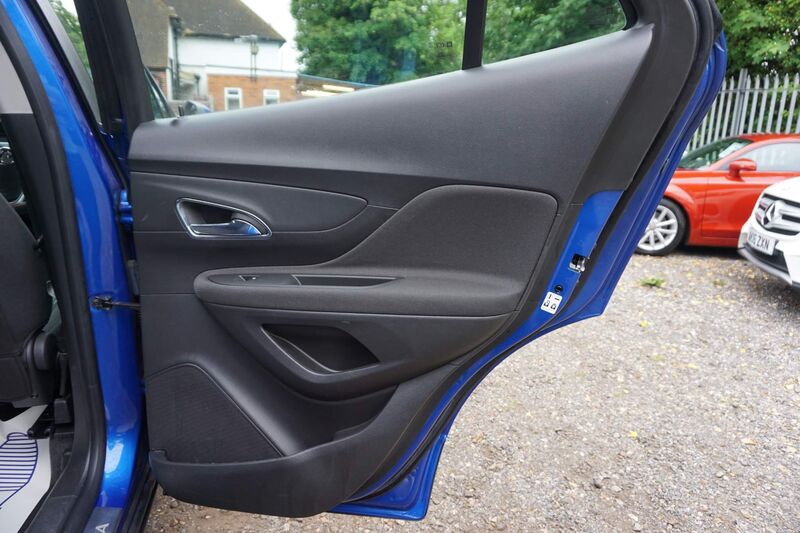 VAUXHALL MOKKA