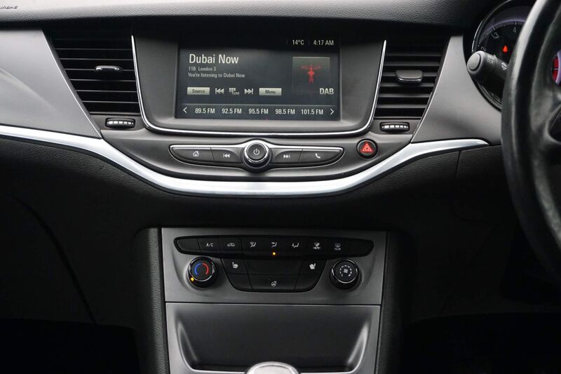 VAUXHALL ASTRA