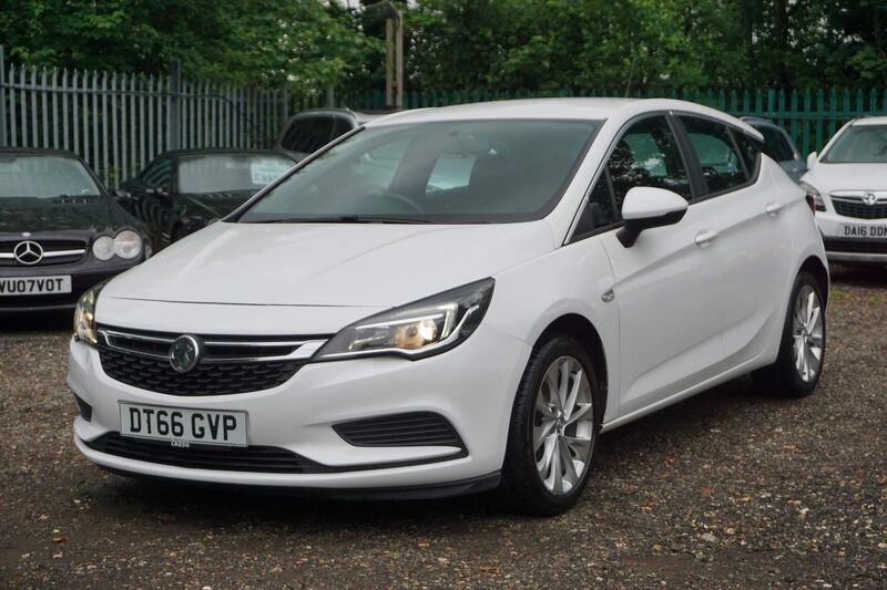 VAUXHALL ASTRA
