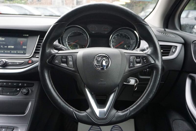VAUXHALL ASTRA
