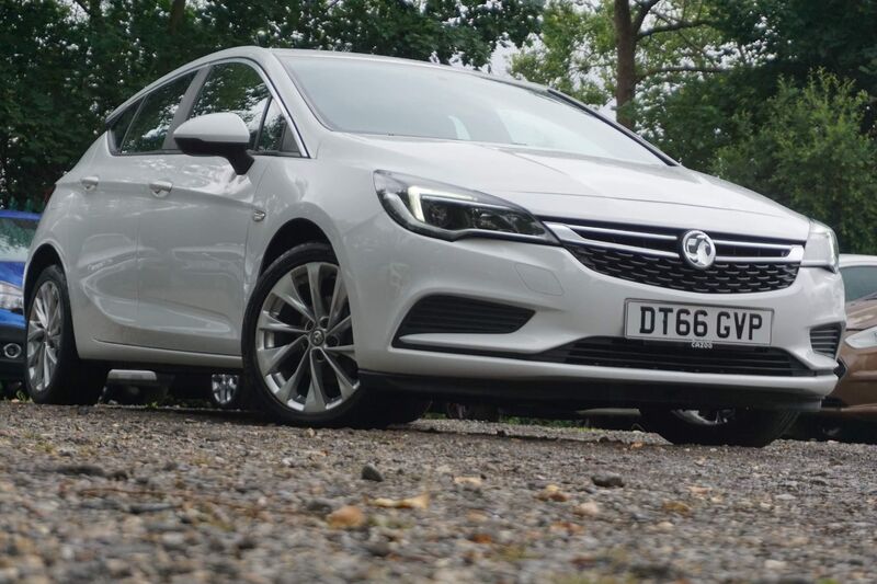 VAUXHALL ASTRA