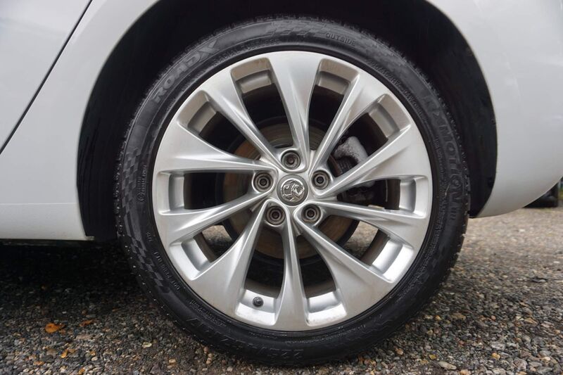 VAUXHALL ASTRA