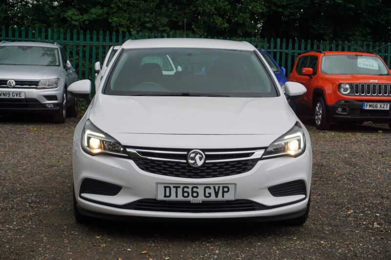 VAUXHALL ASTRA