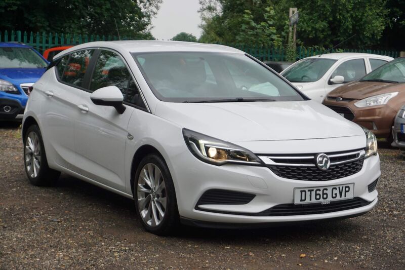 VAUXHALL ASTRA