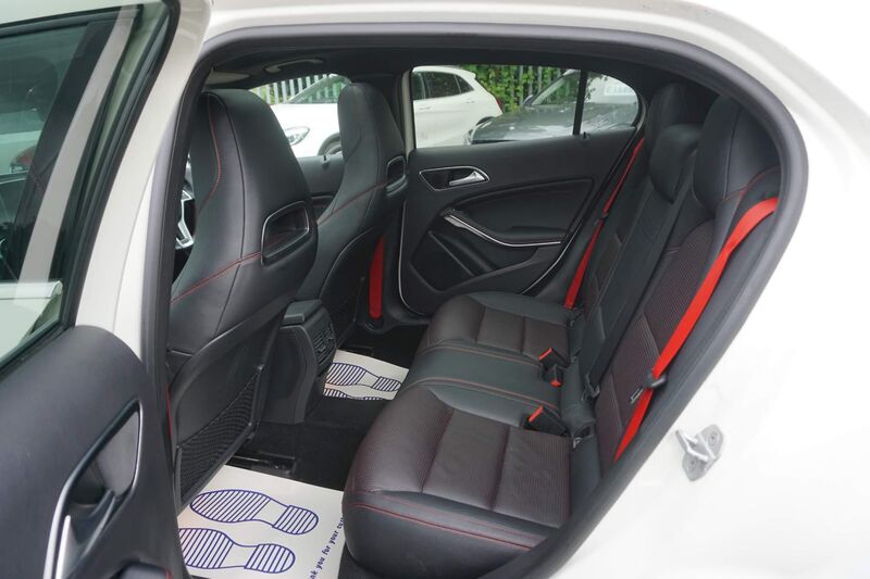 MERCEDES-BENZ GLA CLASS