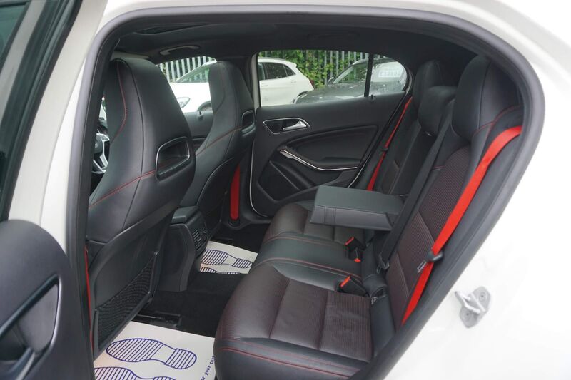 MERCEDES-BENZ GLA CLASS