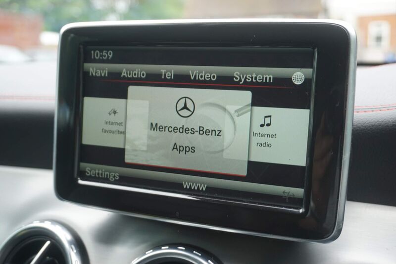 MERCEDES-BENZ GLA CLASS