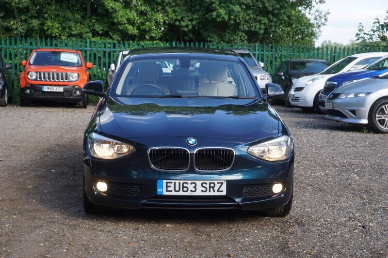 BMW 1 SERIES