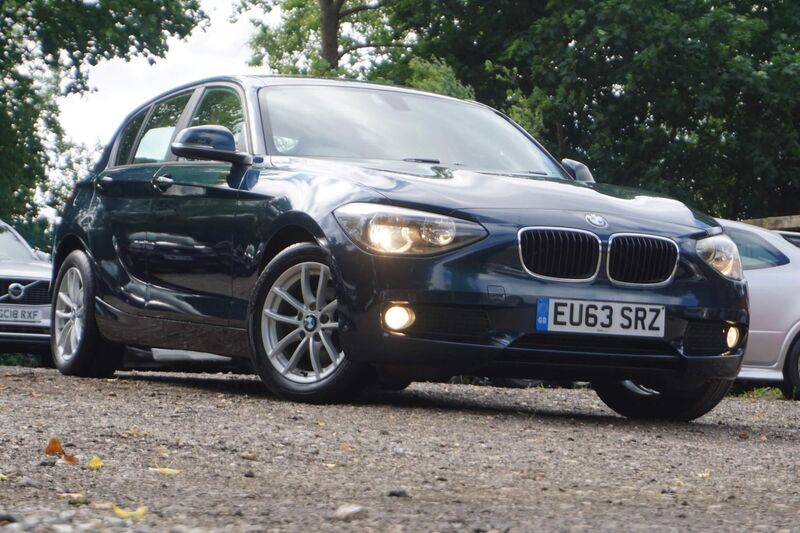 BMW 1 SERIES