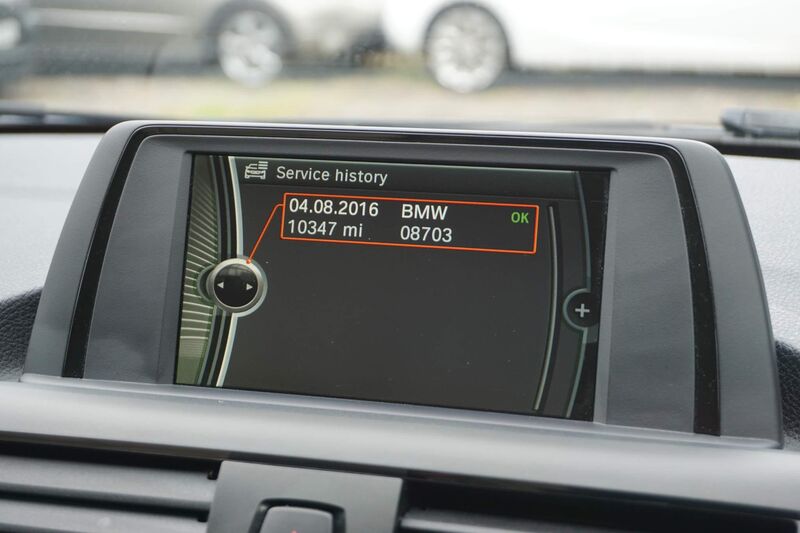 BMW 1 SERIES