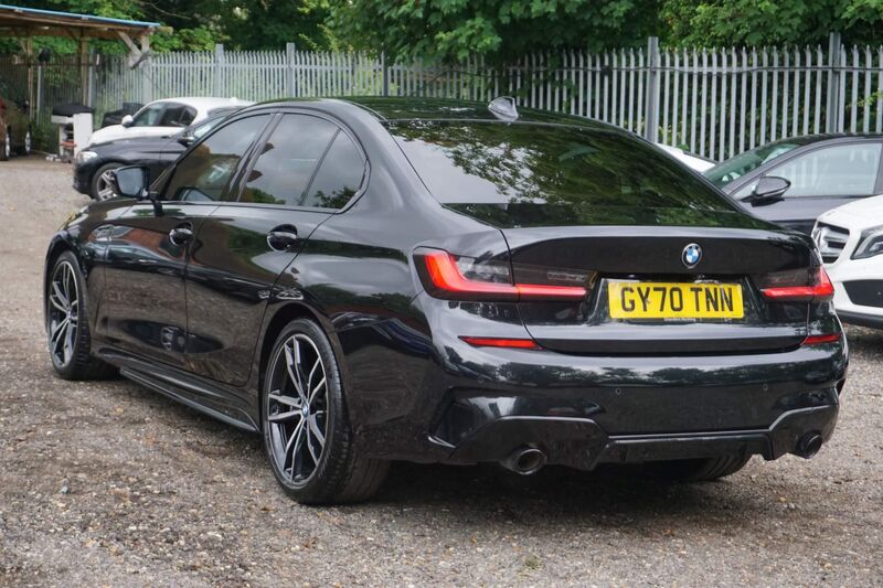 BMW 3 SERIES