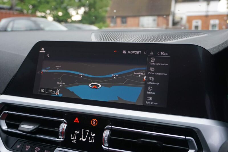 BMW 3 SERIES