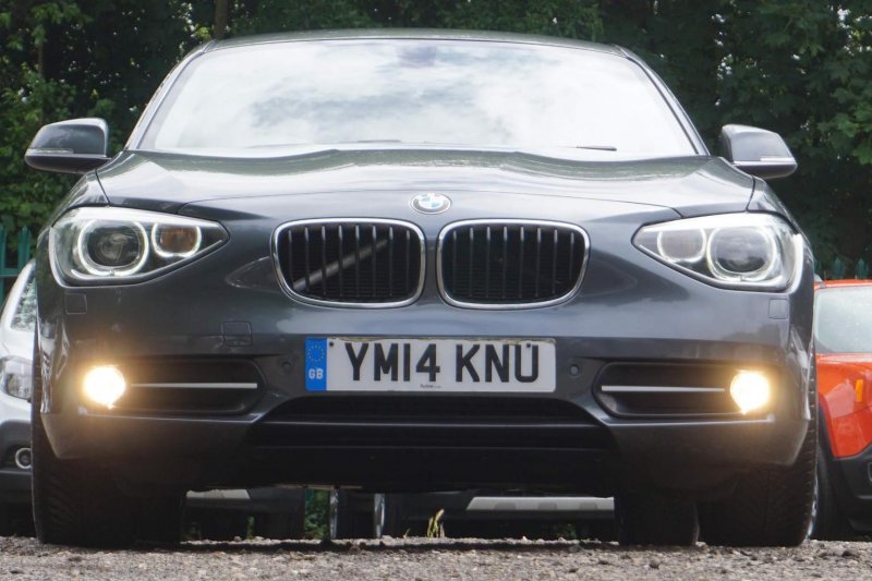 BMW 1 SERIES