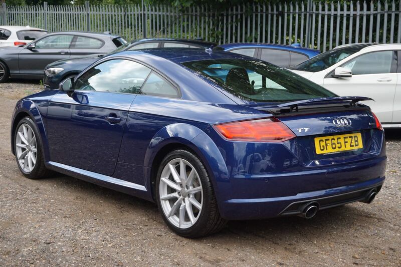 AUDI TT