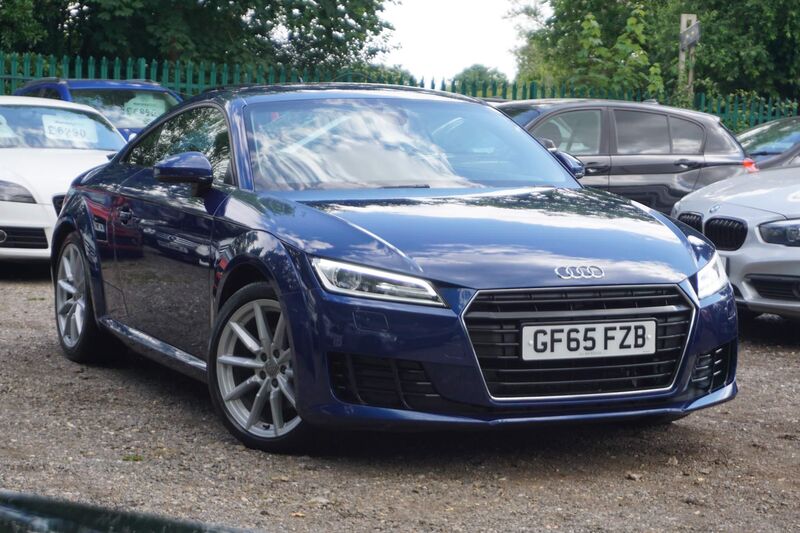 AUDI TT