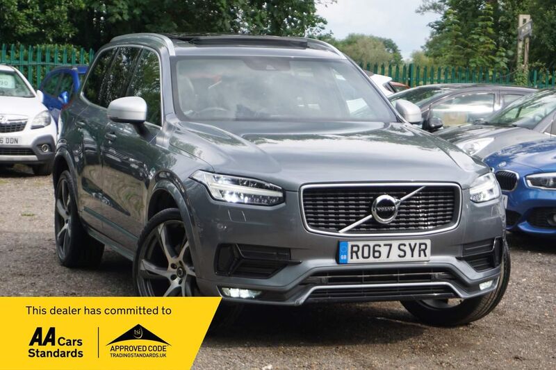 VOLVO XC90