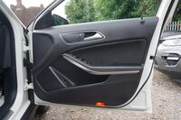 MERCEDES-BENZ GLA CLASS