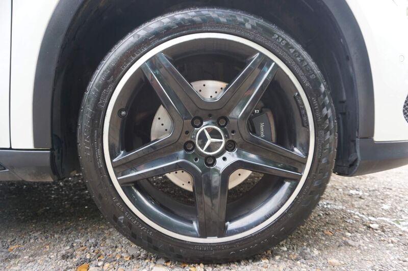 MERCEDES-BENZ GLA CLASS