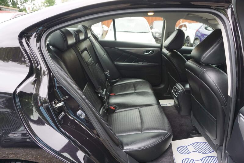 INFINITI Q50