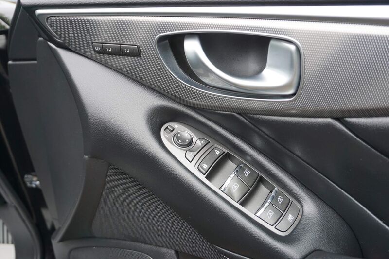 INFINITI Q50