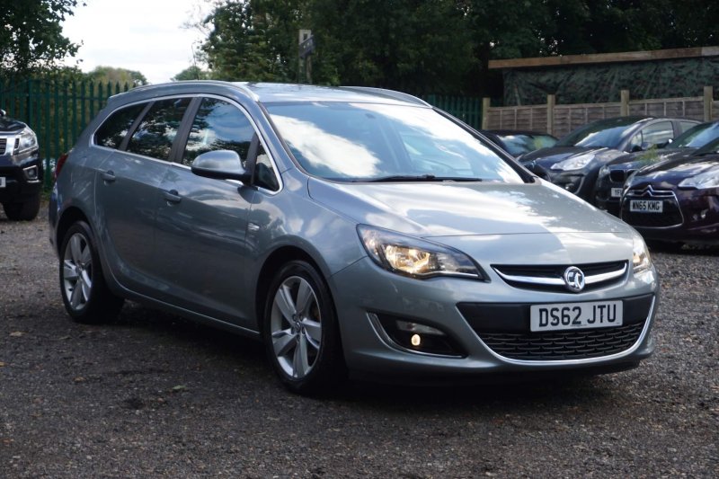 VAUXHALL ASTRA