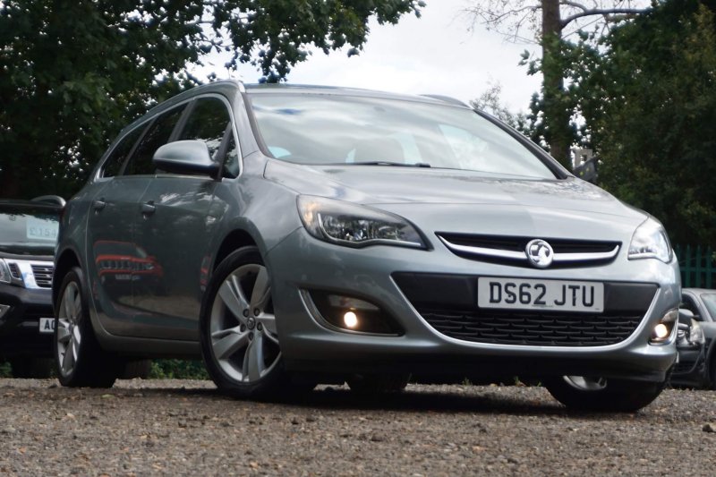 VAUXHALL ASTRA