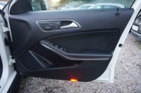 MERCEDES-BENZ GLA CLASS