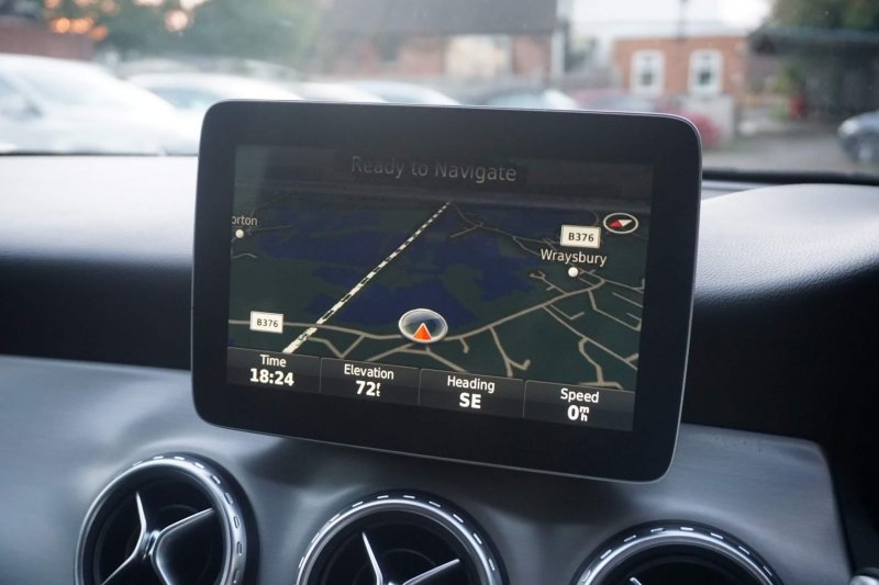 MERCEDES-BENZ GLA CLASS