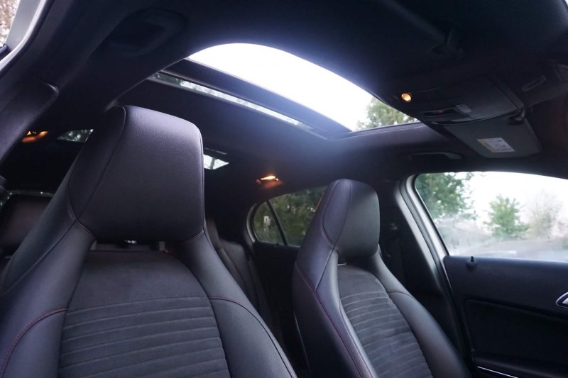 MERCEDES-BENZ GLA CLASS