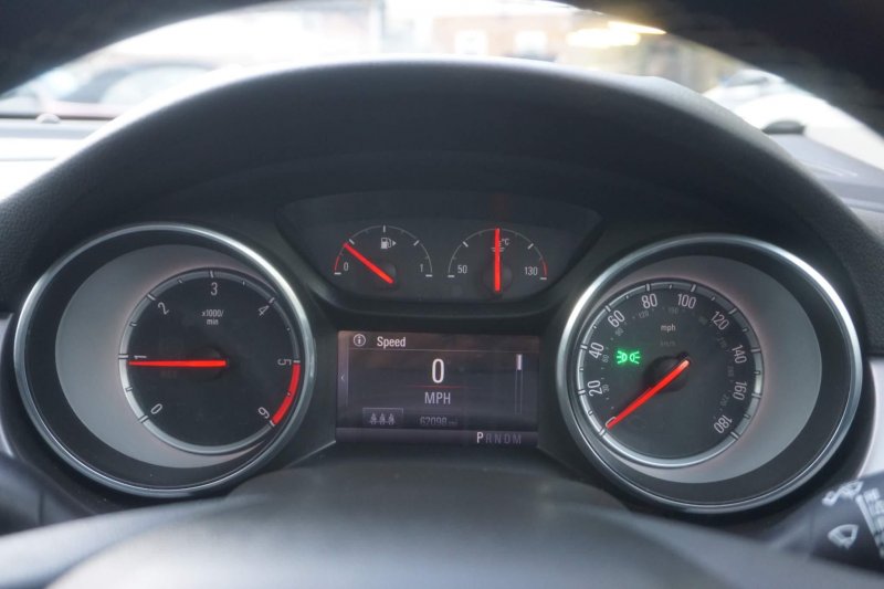 VAUXHALL ASTRA