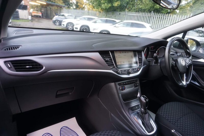 VAUXHALL ASTRA