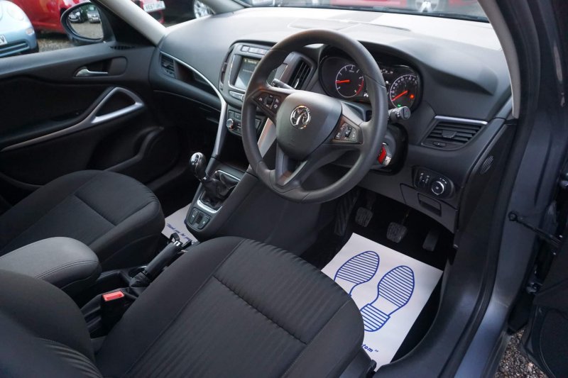 VAUXHALL ZAFIRA TOURER