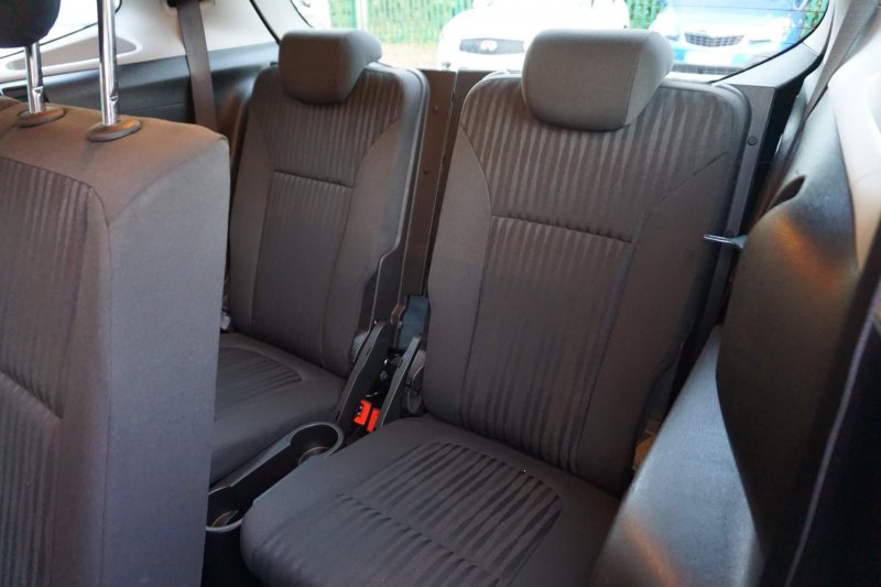 VAUXHALL ZAFIRA TOURER