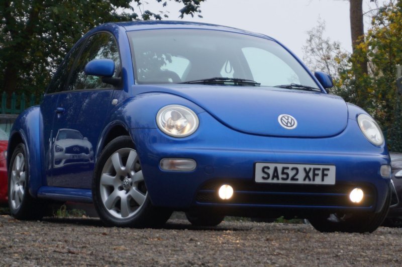 VOLKSWAGEN BEETLE