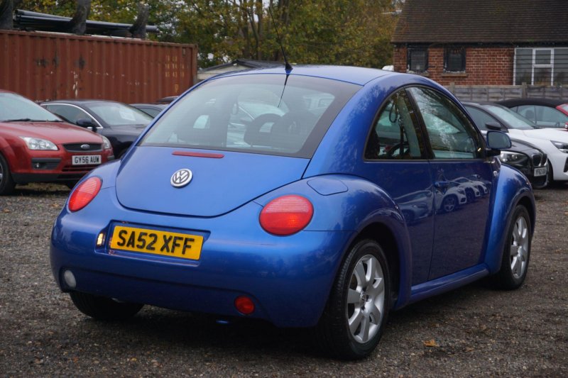 VOLKSWAGEN BEETLE
