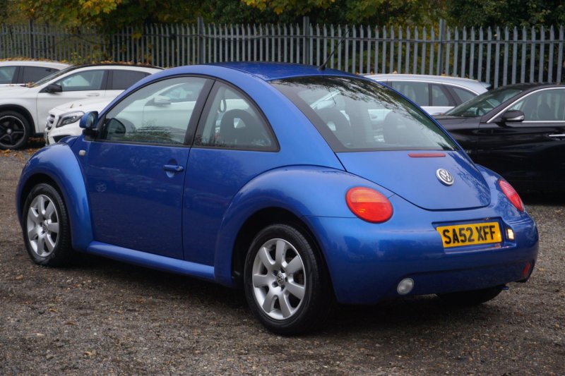 VOLKSWAGEN BEETLE